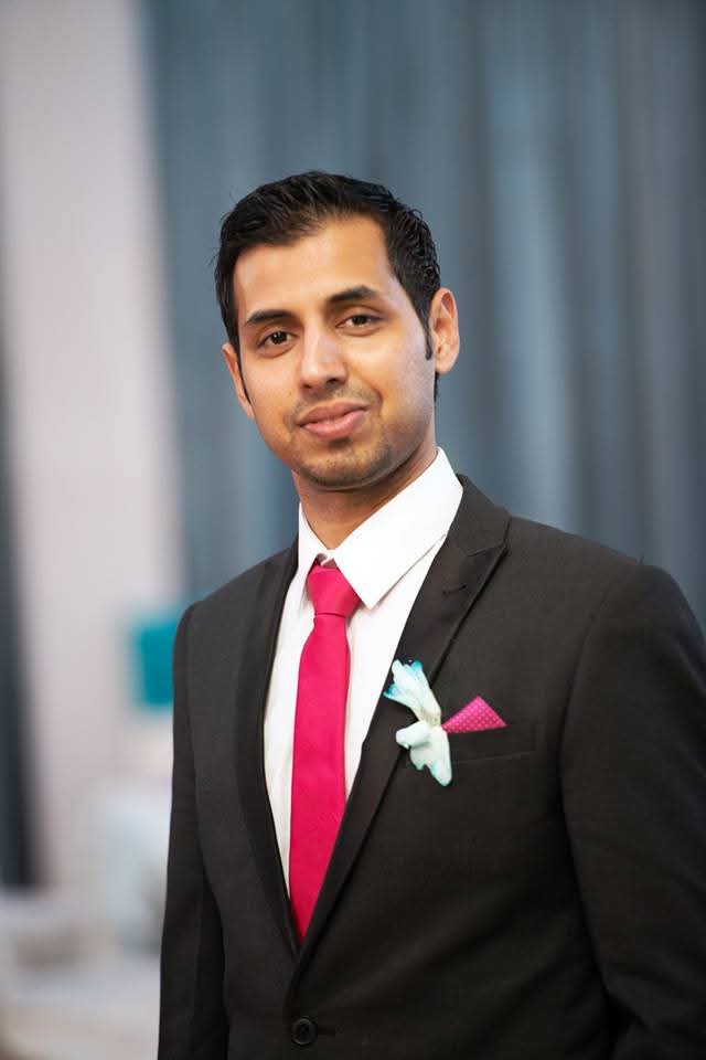 Dr. Adeel Tariq